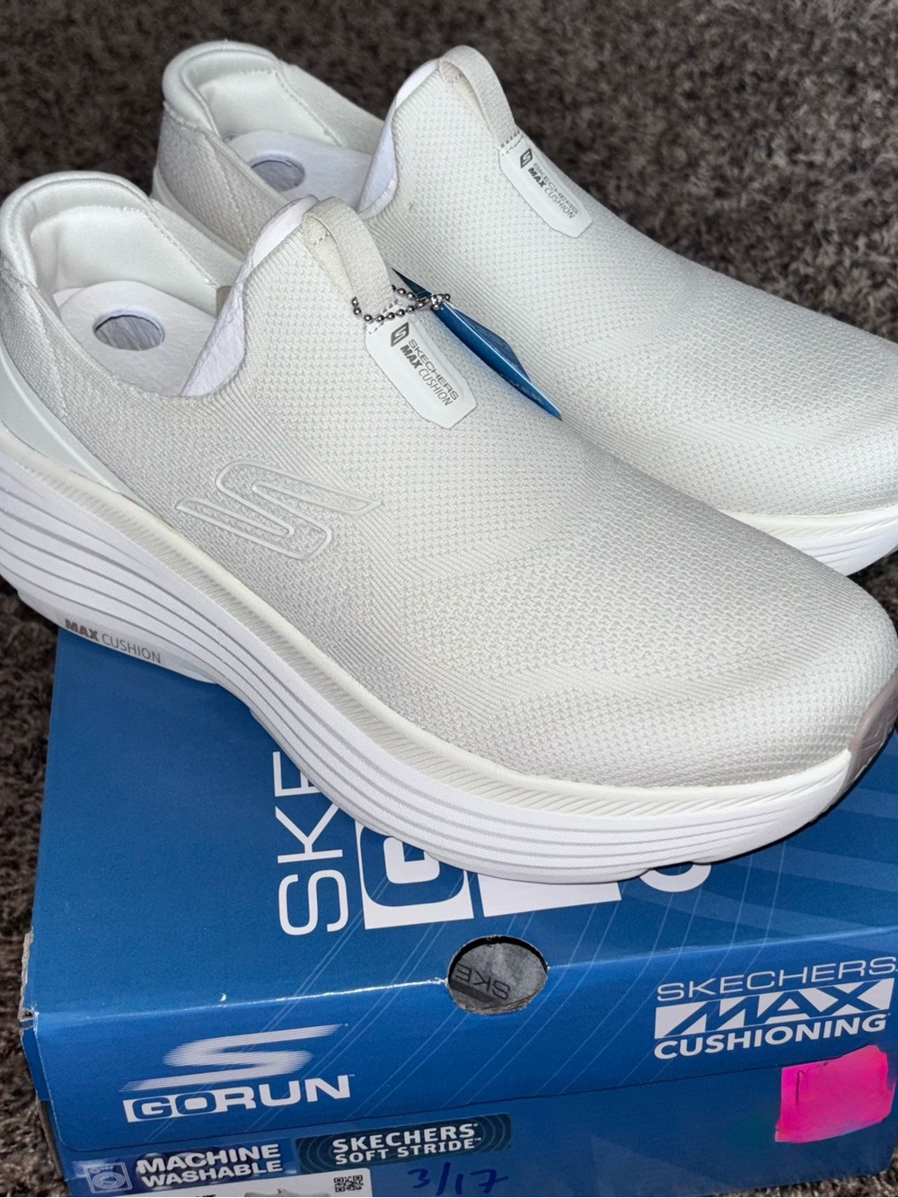 Skechers Shoes Women Max Cushioning Endeavour Comfort 129481 Size 11 Off White